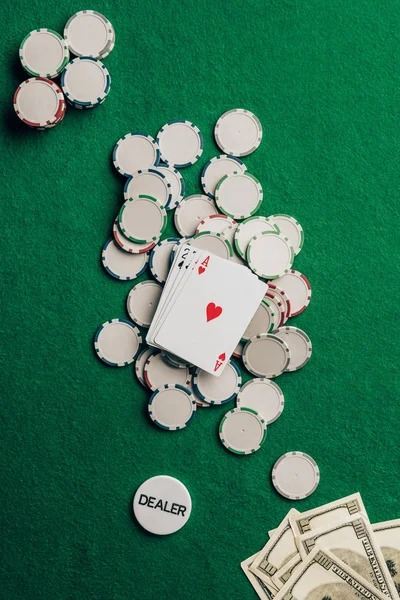 mulaiqq Android app home screen showing football markets and live-dealer table lobby